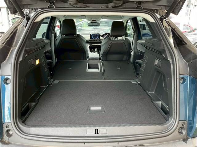 PEUGEOT PEUGEOT 3008 2022