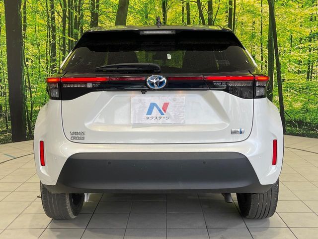 TOYOTA YARIS CROSS HYBRID 2023