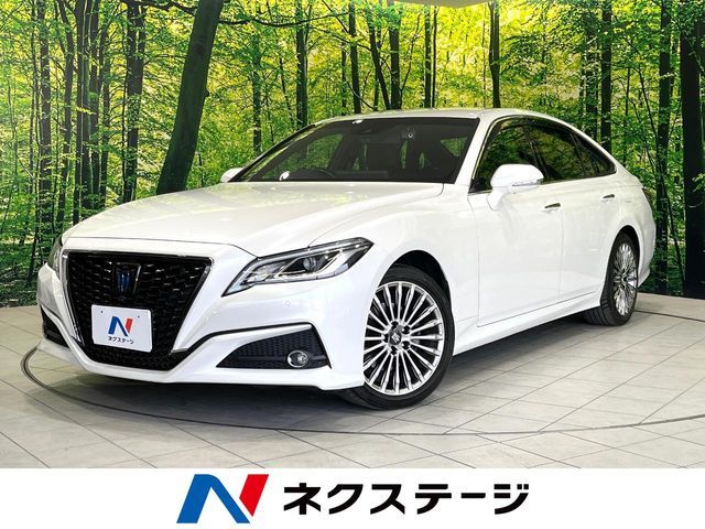 TOYOTA CROWN sedan hybrid 2022