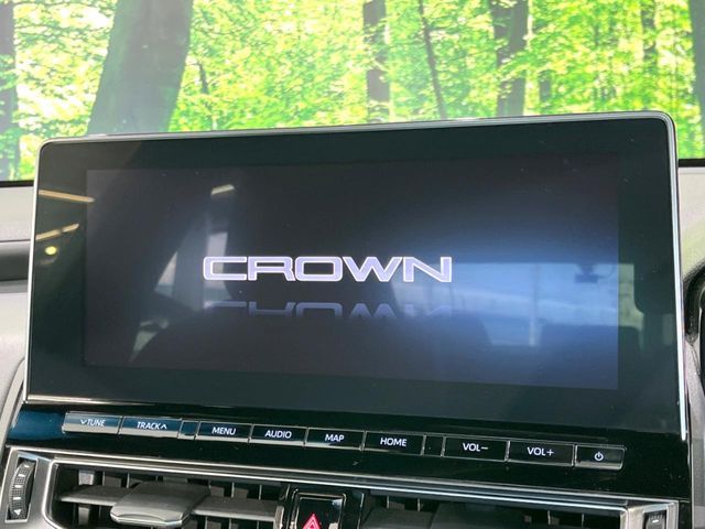 TOYOTA CROWN sedan hybrid 2022