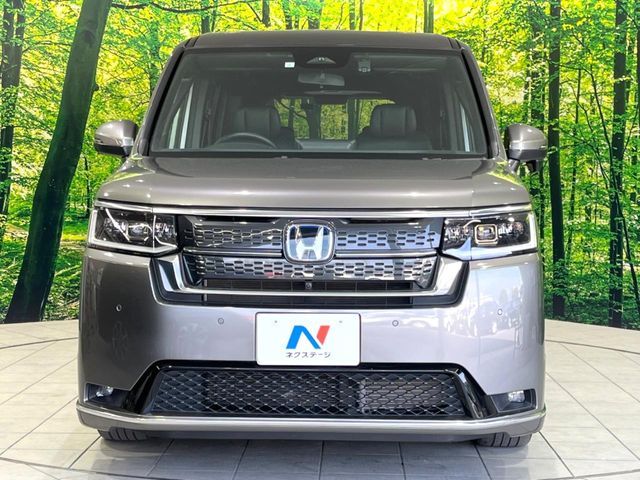 HONDA STEPWAGON e:HEV SPADA 2023