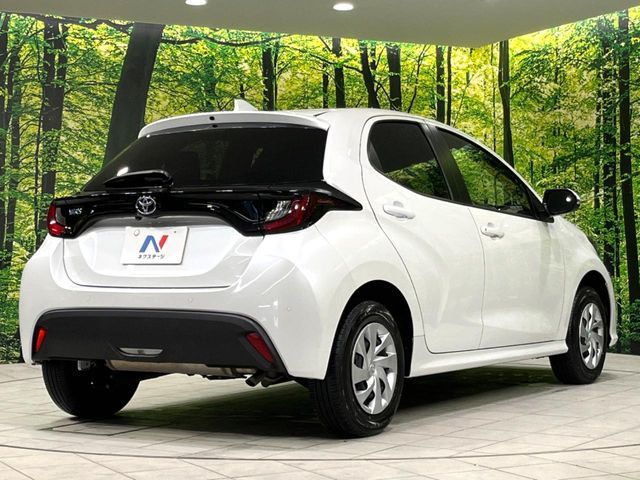 TOYOTA YARIS 2024