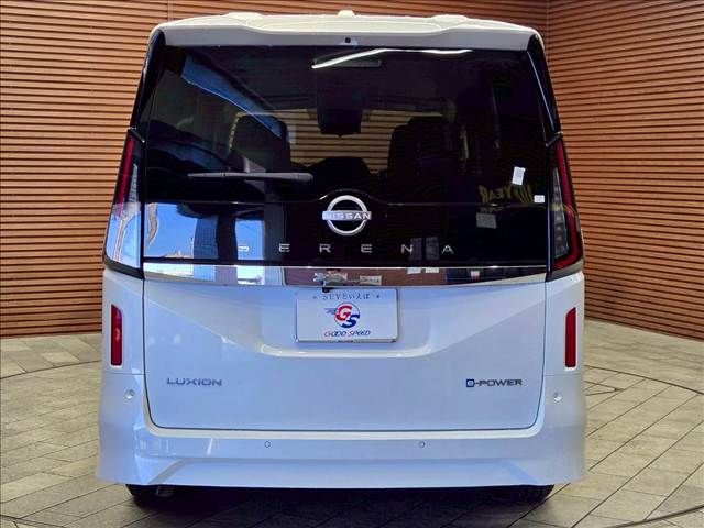 NISSAN SERENA  WG 2024