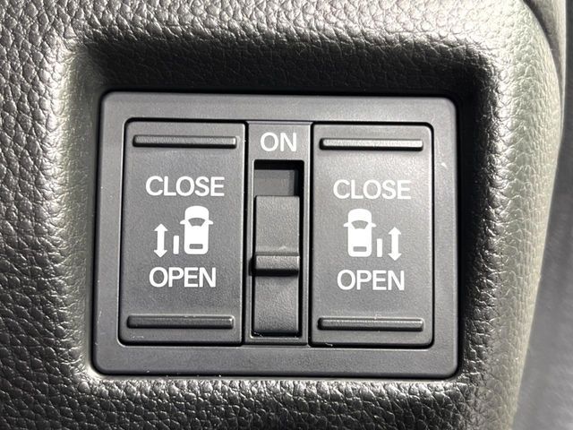 HONDA N BOX CUSTOM 4WD 2017