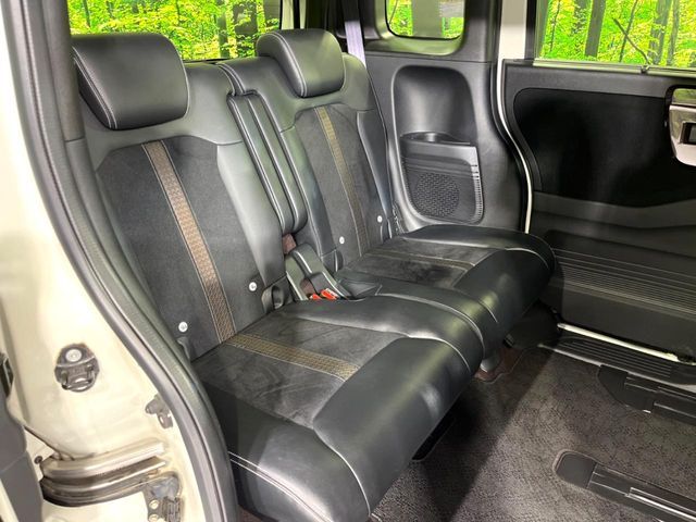 HONDA N BOX CUSTOM 4WD 2017