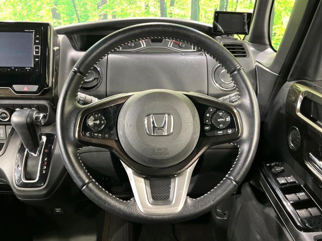 HONDA N BOX CUSTOM 4WD 2017