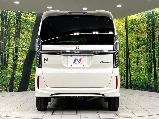 HONDA N BOX CUSTOM 4WD 2017