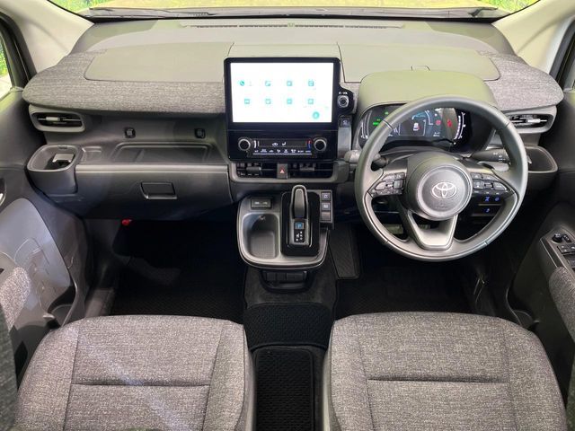 TOYOTA SIENTA HYBRID 2025