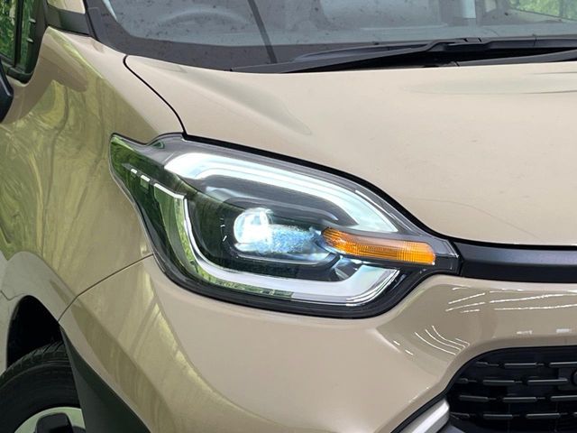 TOYOTA SIENTA HYBRID 2025