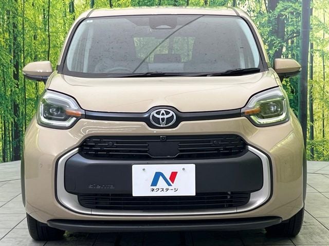 TOYOTA SIENTA HYBRID 2025