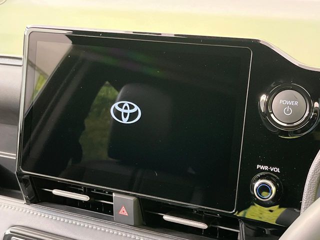 TOYOTA NOAH HYBRID 2025