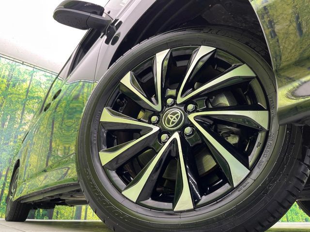 TOYOTA NOAH HYBRID 2025