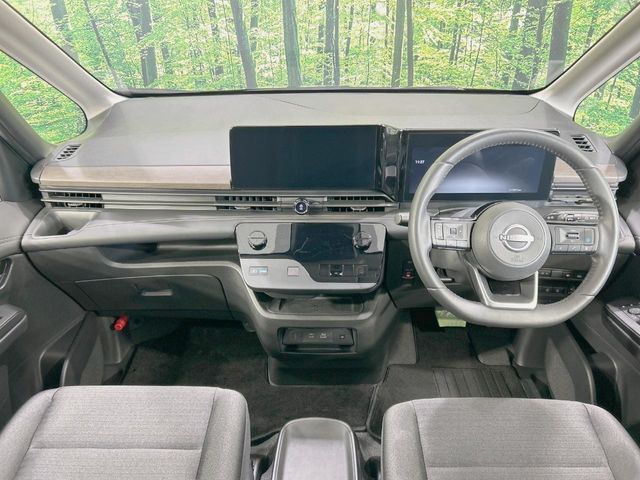 NISSAN SERENA  WG 2024