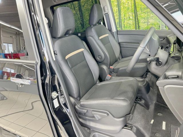 NISSAN SERENA  WG 2024