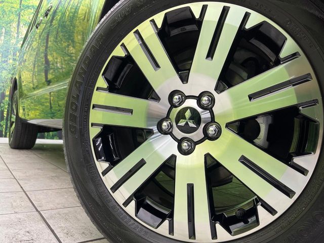 MITSUBISHI DELICA D:5 4WD 2024