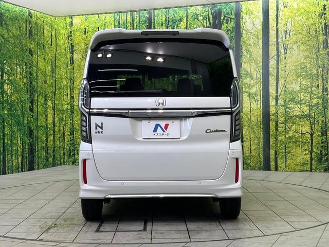 HONDA N BOX CUSTOM 2022