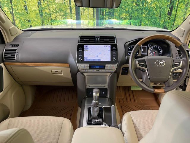 TOYOTA LANDCRUISER PRADO 2023