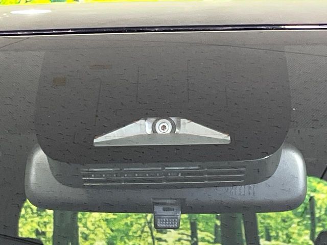 TOYOTA VOXY 4WD 2025