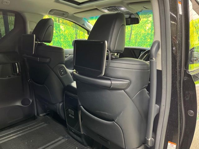 TOYOTA ALPHARD 2019