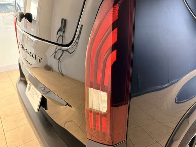 PEUGEOT PEUGEOT RIFTER 2025