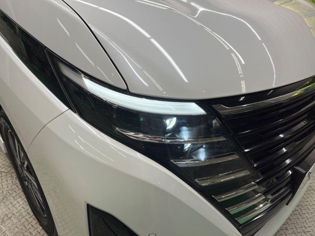 NISSAN SERENA  WG 2023