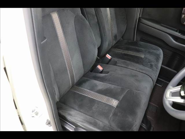 HONDA N BOX CUSTOM 2018