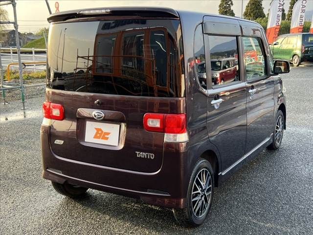 DAIHATSU TANTO 2013