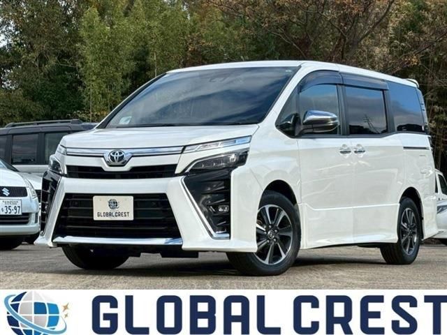 TOYOTA VOXY 2021