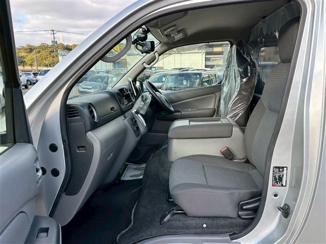 NISSAN NV350 CARAVAN 1.2t 2020