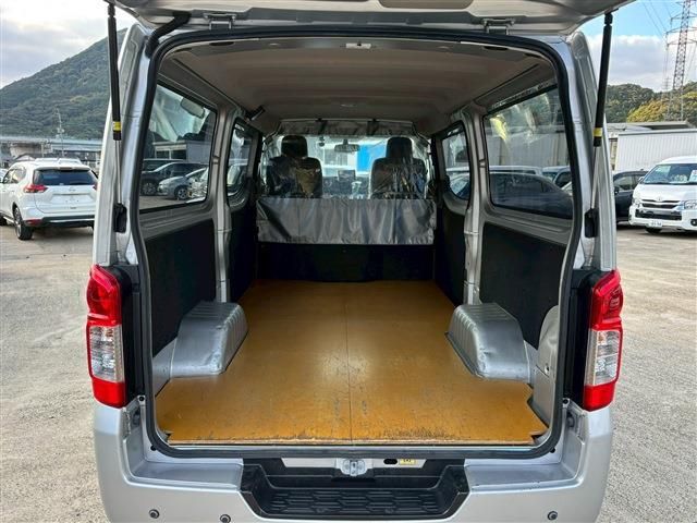 NISSAN NV350 CARAVAN 1.2t 2020