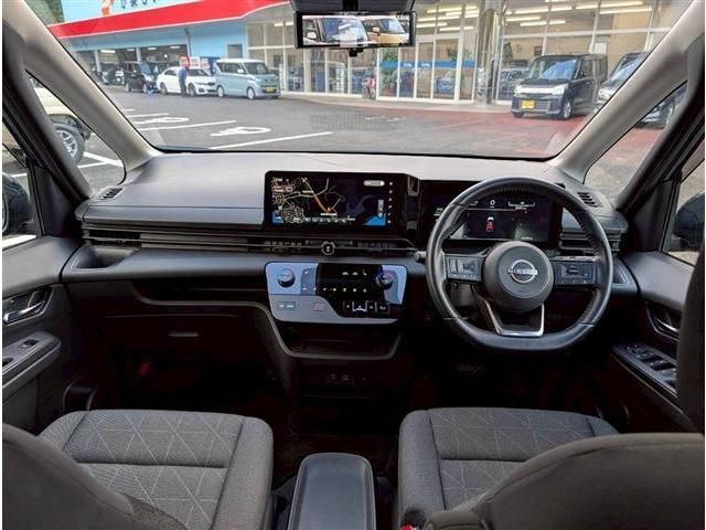 NISSAN SERENA  WG 2023