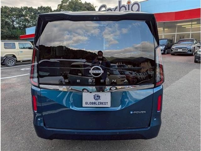 NISSAN SERENA  WG 2023