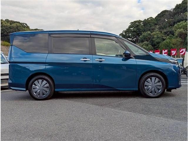 NISSAN SERENA  WG 2023
