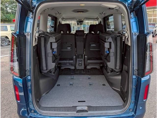 NISSAN SERENA  WG 2023