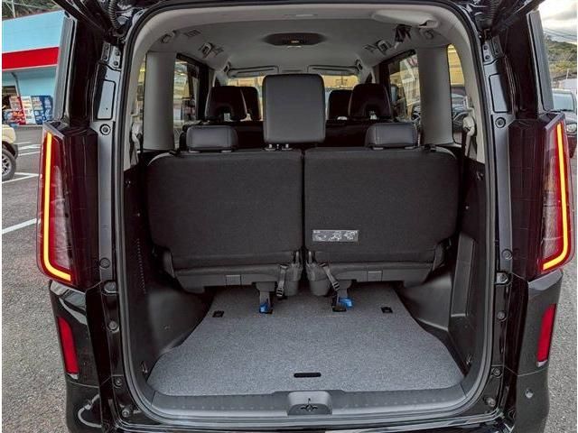 NISSAN SERENA  WG 2023