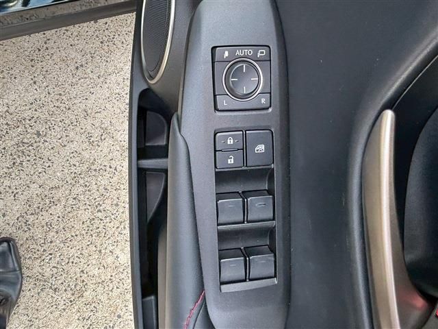 TOYOTA LEXUS NX200t AWD 2015