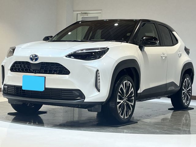 TOYOTA YARIS CROSS HYBRID 2025