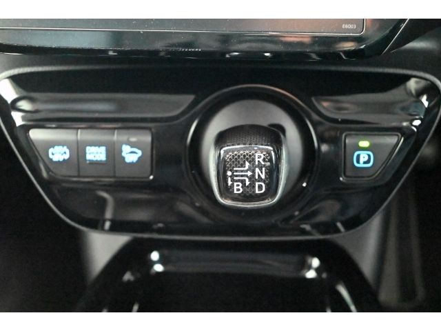 TOYOTA PRIUS PHV 2019