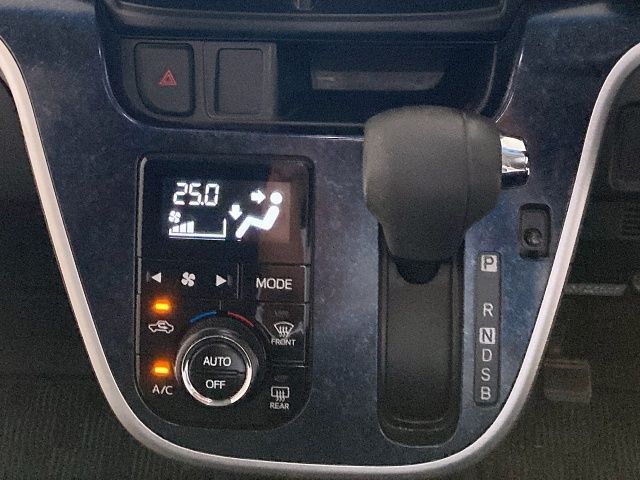 DAIHATSU MOVE CUSTOM 2015