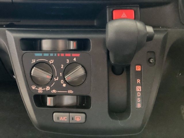 DAIHATSU MIRA e:S 2023