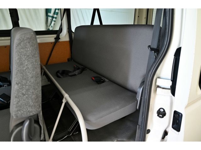 TOYOTA HIACE van 1.2t 2WD 2018