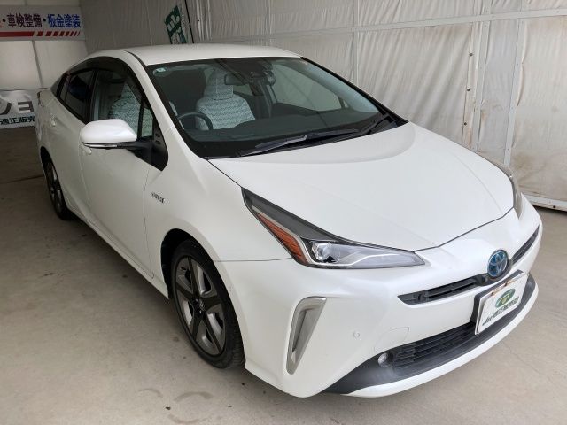 TOYOTA PRIUS 2020