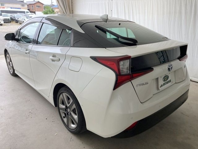TOYOTA PRIUS 2020