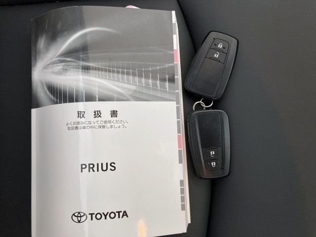 TOYOTA PRIUS 2020