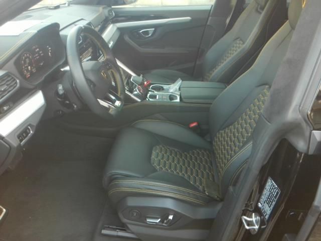 LAMBORGHINI LAMBORGHINI URUS 2022