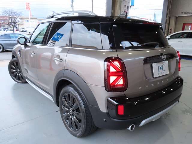 BMW BMW MINI COOPER SD CROSSOVER 2019