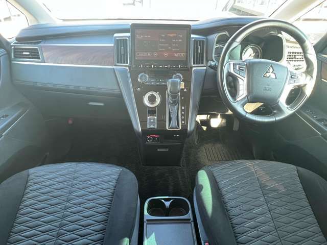 MITSUBISHI DELICA D:5 4WD 2019