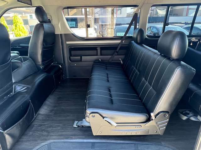 TOYOTA HIACE wagon 2012