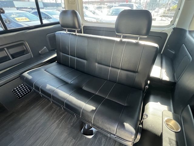 TOYOTA HIACE wagon 2012