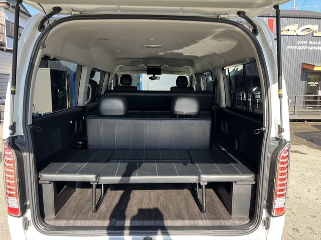 TOYOTA HIACE wagon 2012